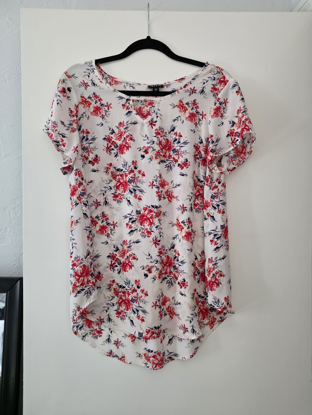 torrid White Tee with Red Floral Print